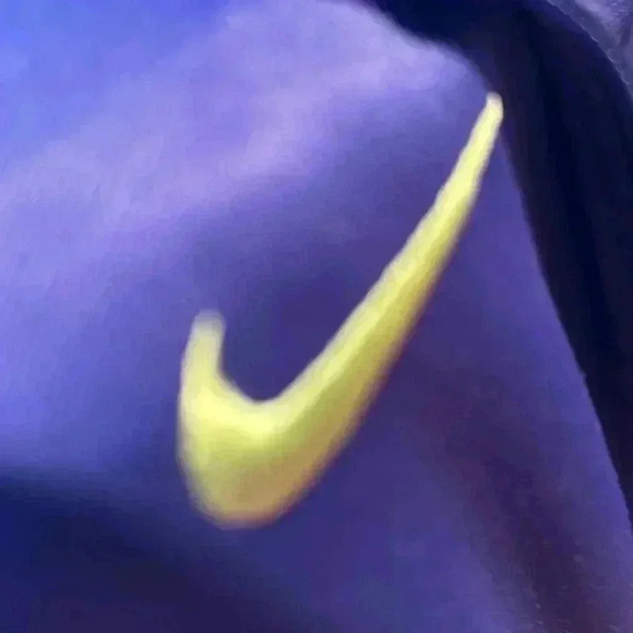 Nike Purple/lime green zip up jacket - Picture 2 of 6